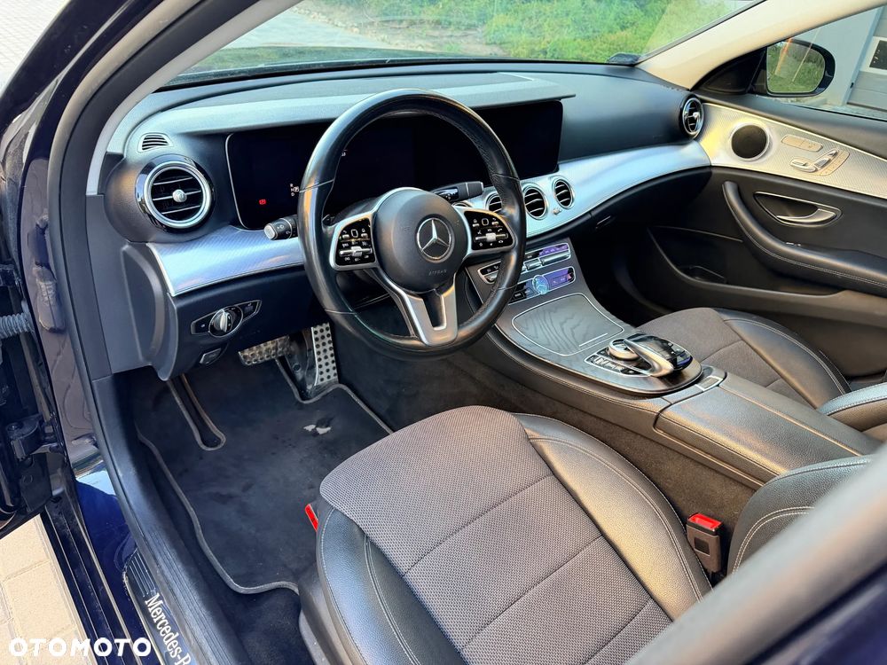 Mercedes-Benz Klasa E 220 d 4-Matic Avantgarde - 7