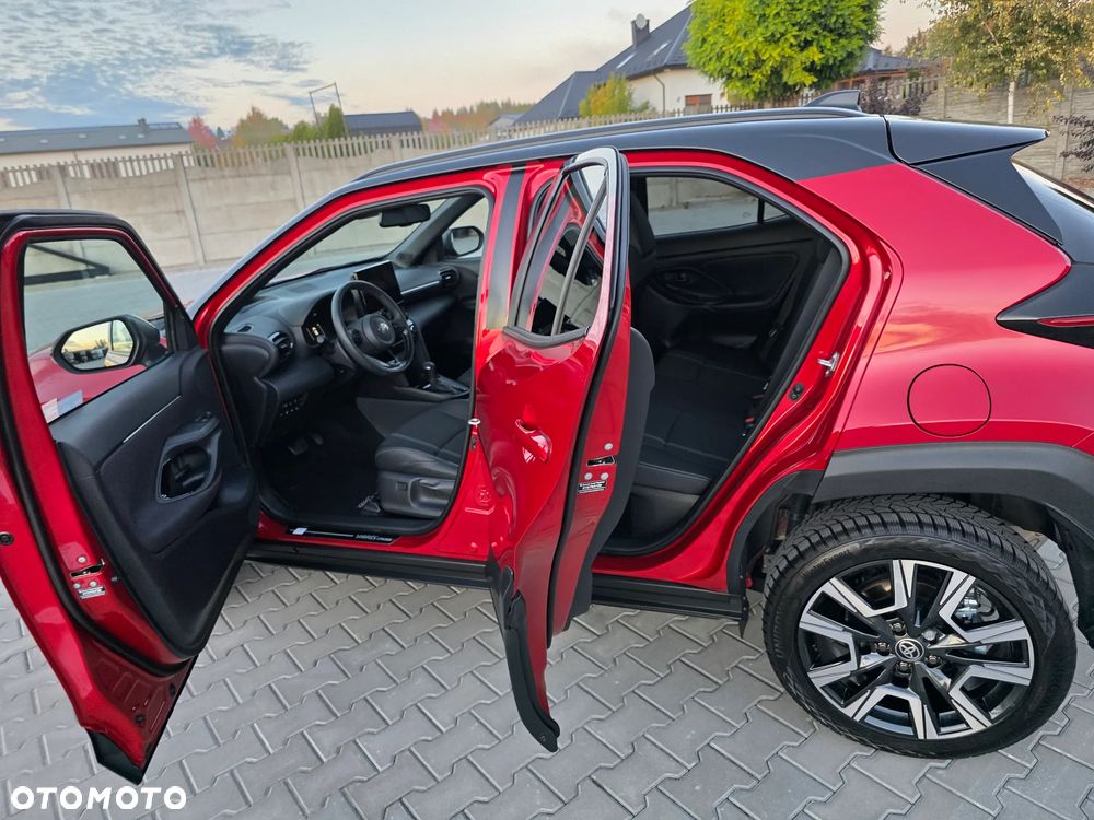 Toyota Yaris Cross Hybrid 1.5 Premiere Edition 4x4 - 17