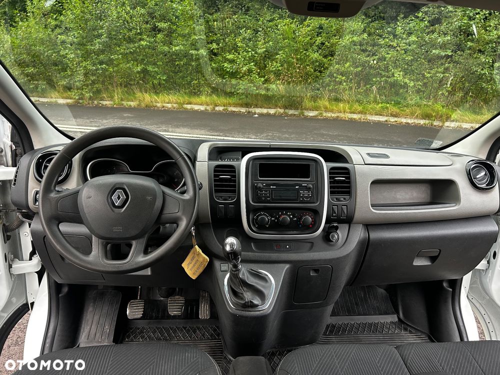 Renault Trafic - 15