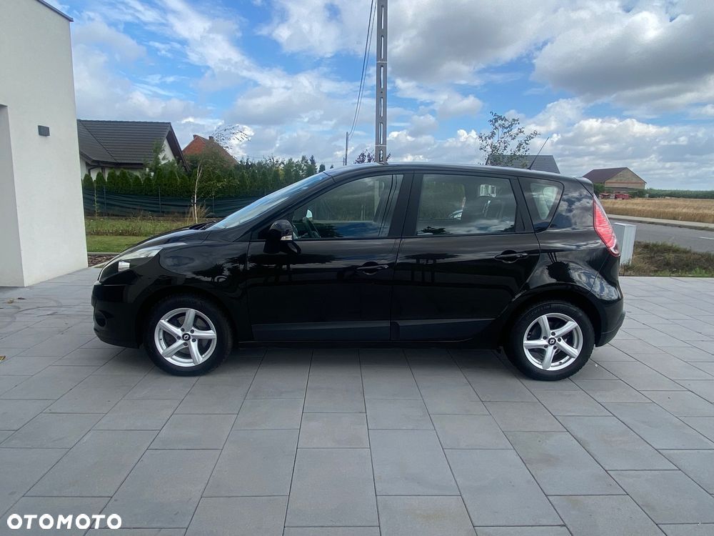 Renault Scenic 1.6 16V 110 Authentique - 17