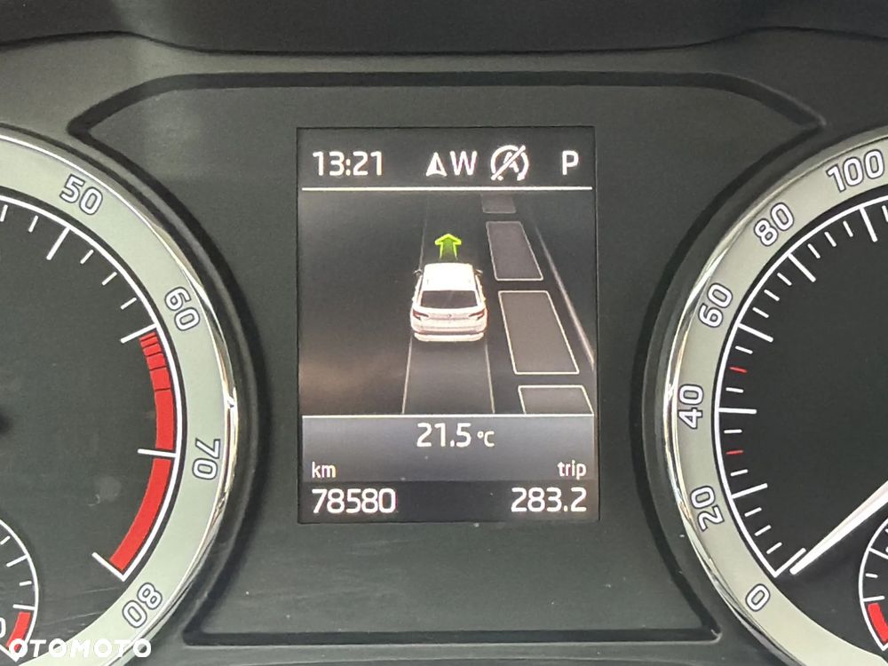Skoda Karoq 1.5 TSI ACT 4x2 Style DSG - 24