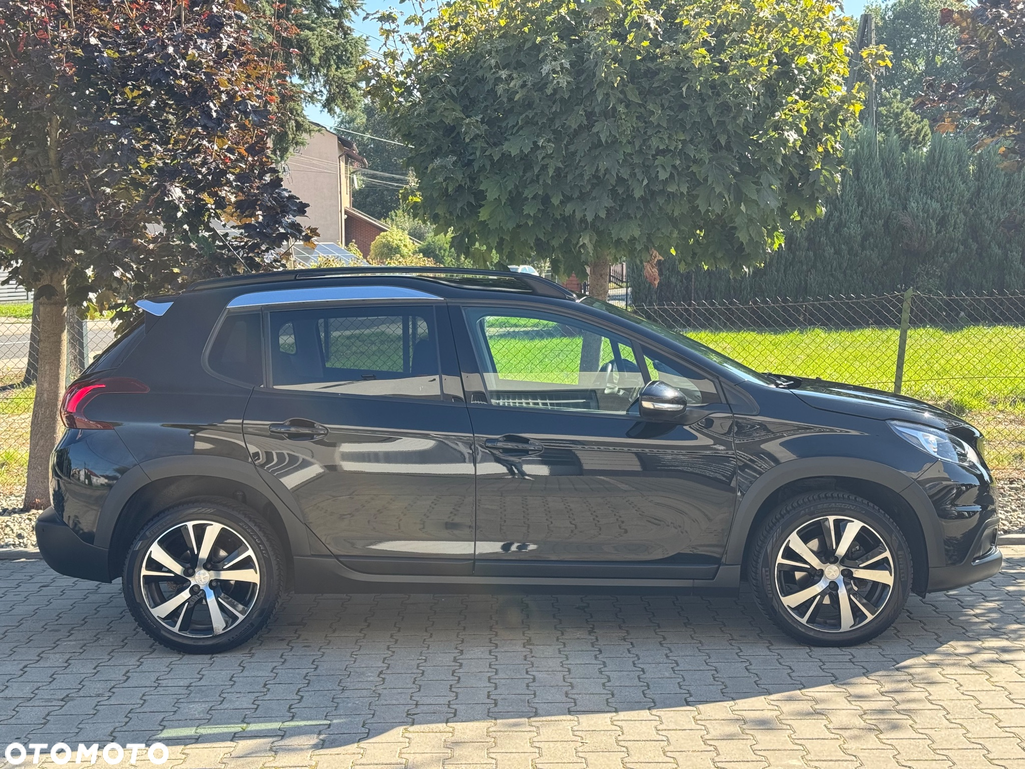 Peugeot 2008 PureTech 110 Stop&Start EAT6 GT-Line Edition - 16