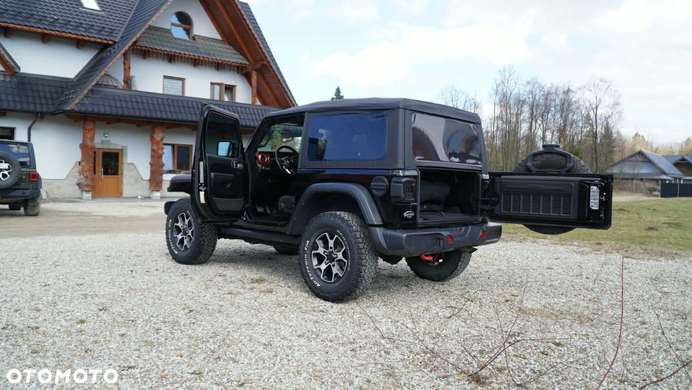Jeep Wrangler - 5