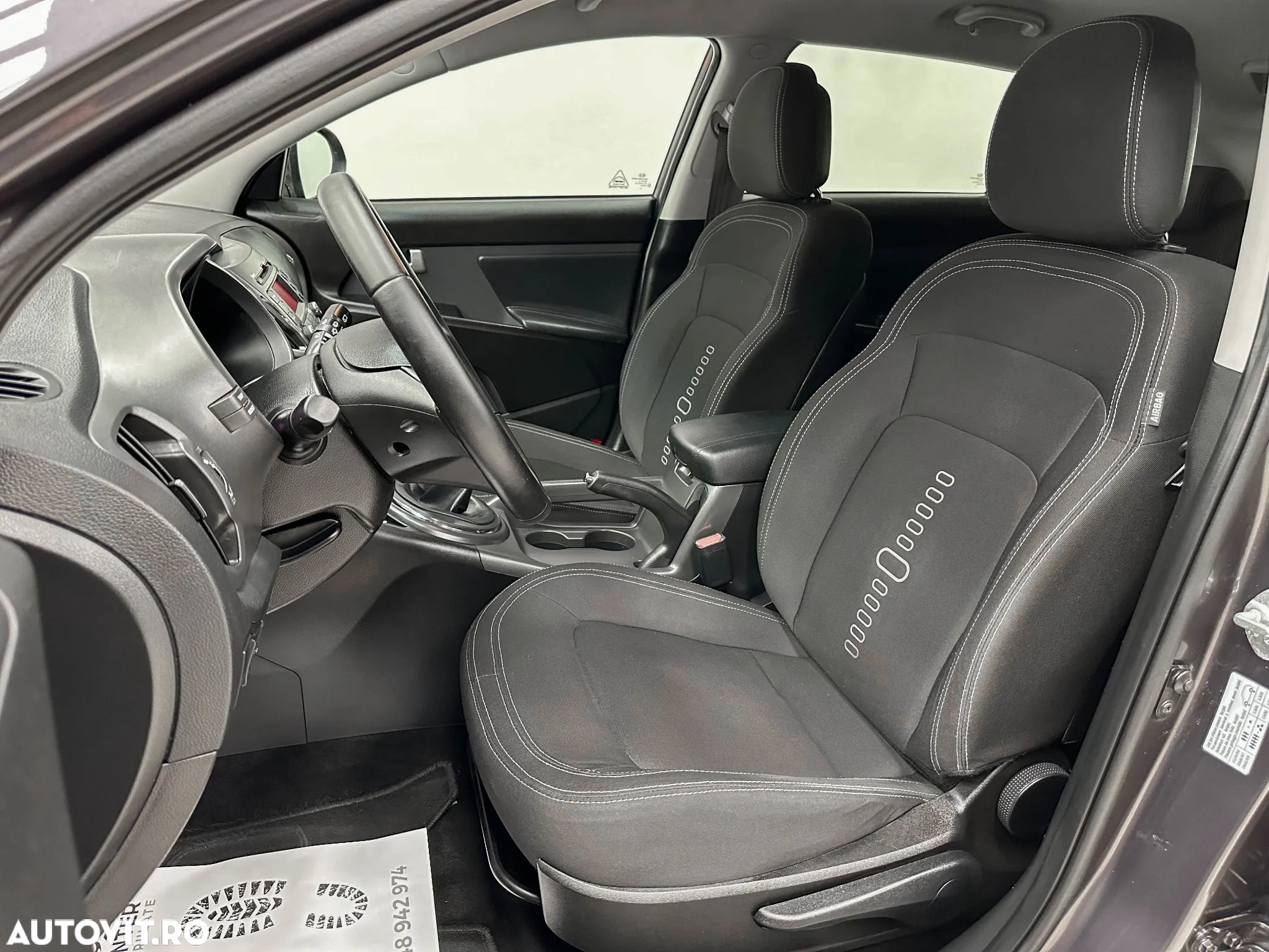 Kia Sportage 1.7 CRDI 2WD Attract - 19