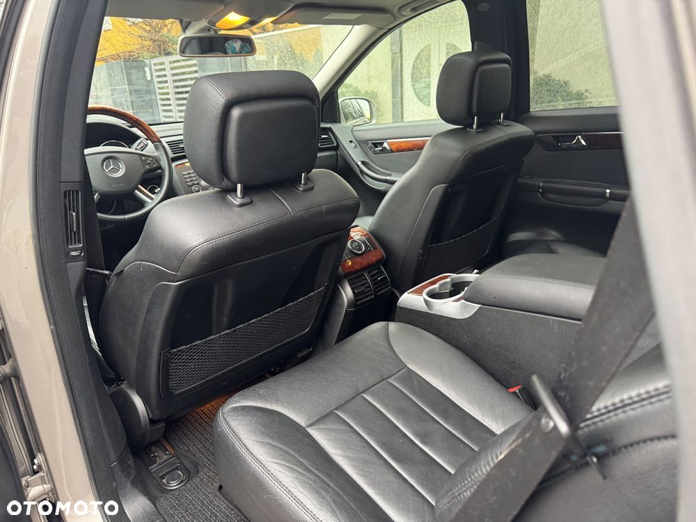 Mercedes-Benz Klasa R 350 4Matic 7G-TRONIC - 19