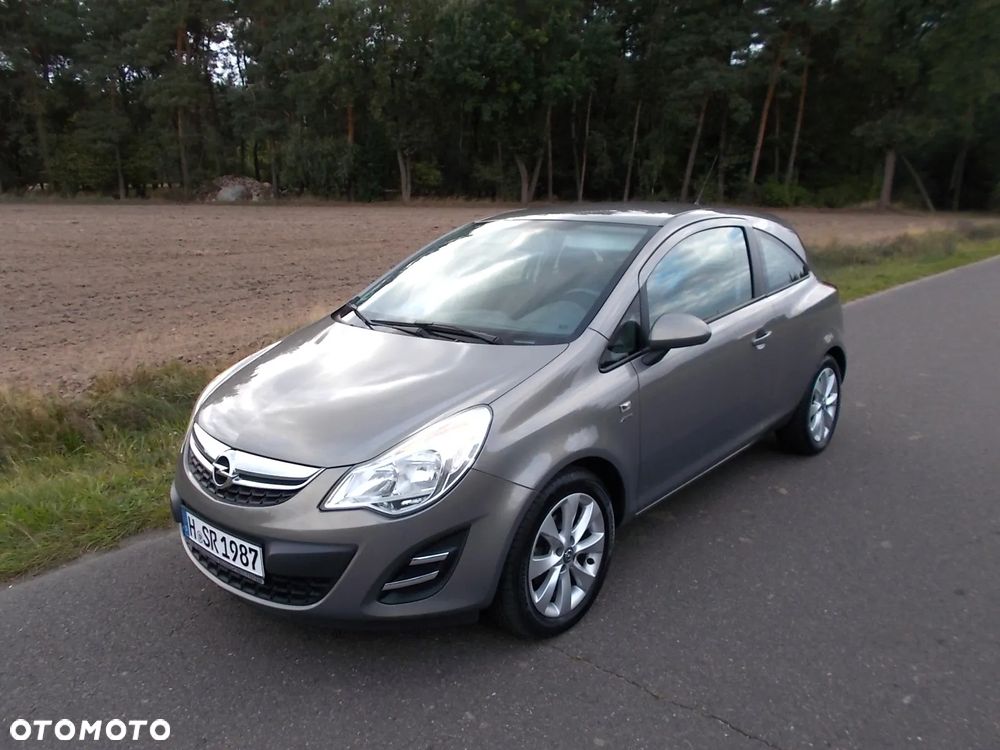 Opel Corsa 1.2 16V Edition - 1