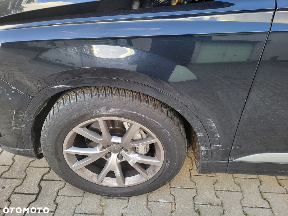 Audi Q7 - 4