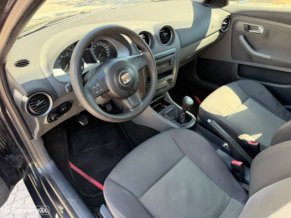 SEAT Ibiza 1.4 16V Stylance - 23