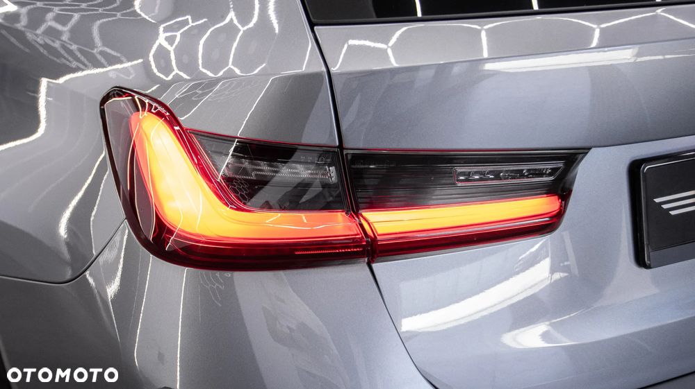 BMW Seria 3 318i M Sport sport - 12