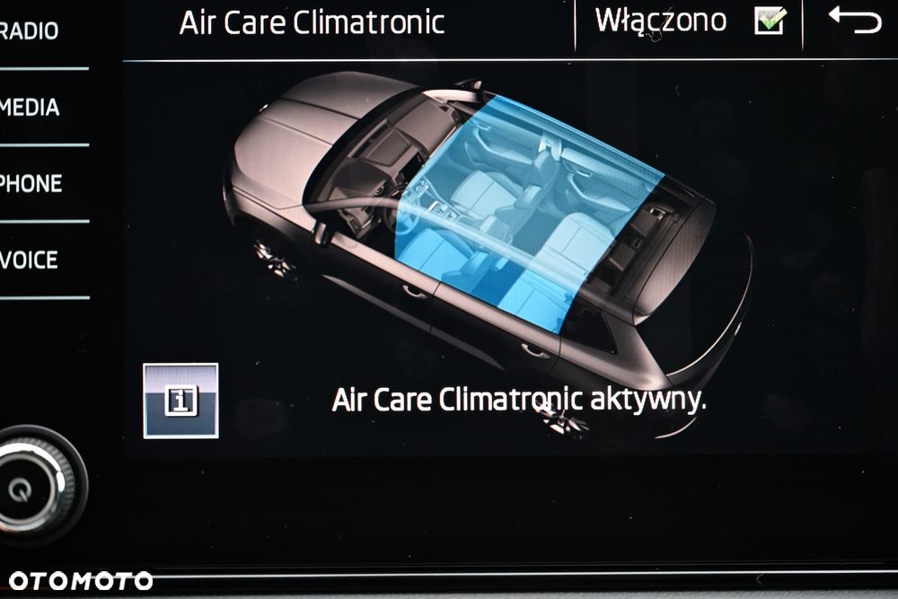 Skoda Karoq 1.5 TSI ACT 4x2 Style DSG - 24