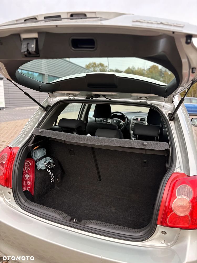 Toyota Auris - 29
