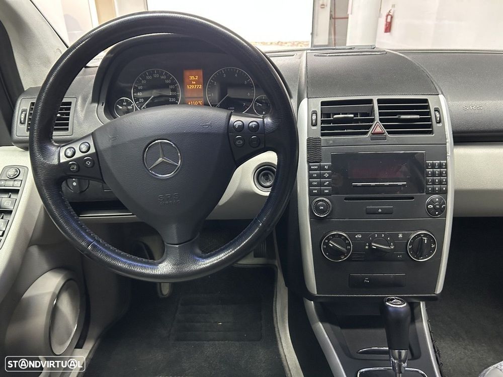Mercedes-Benz A 150 Avantgarde Automatic - 12