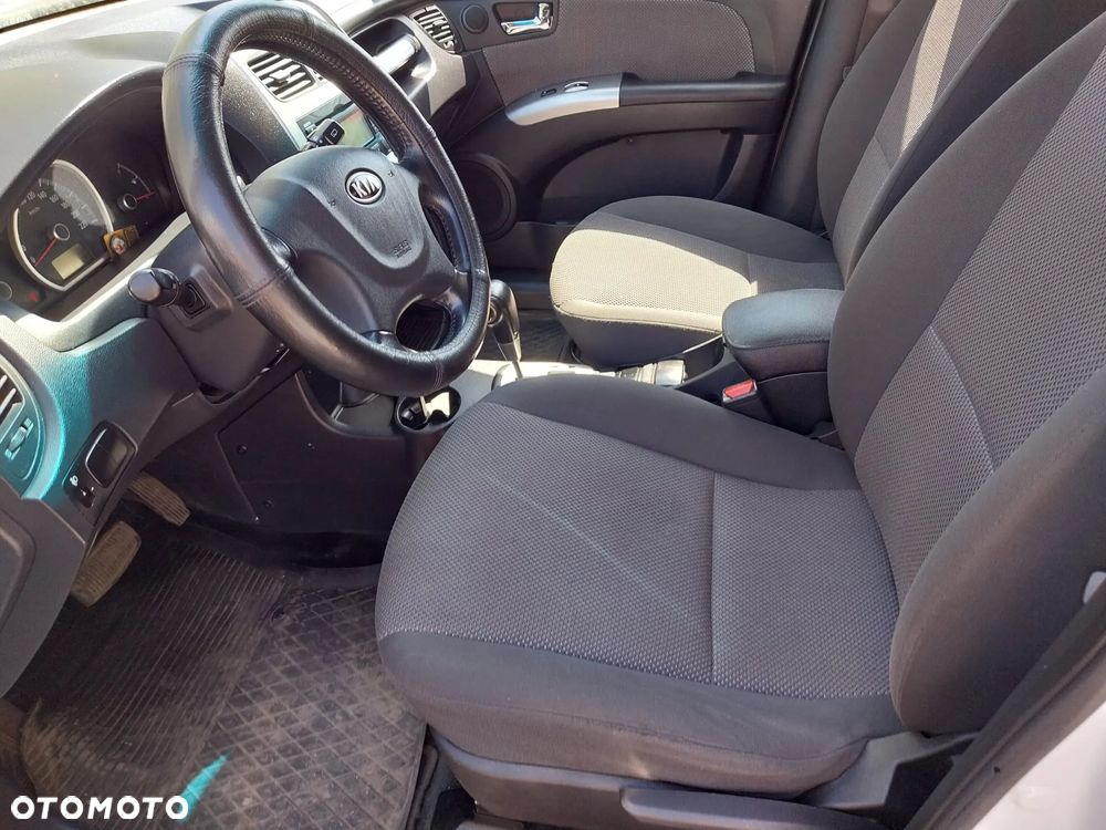 Kia Sportage - 8