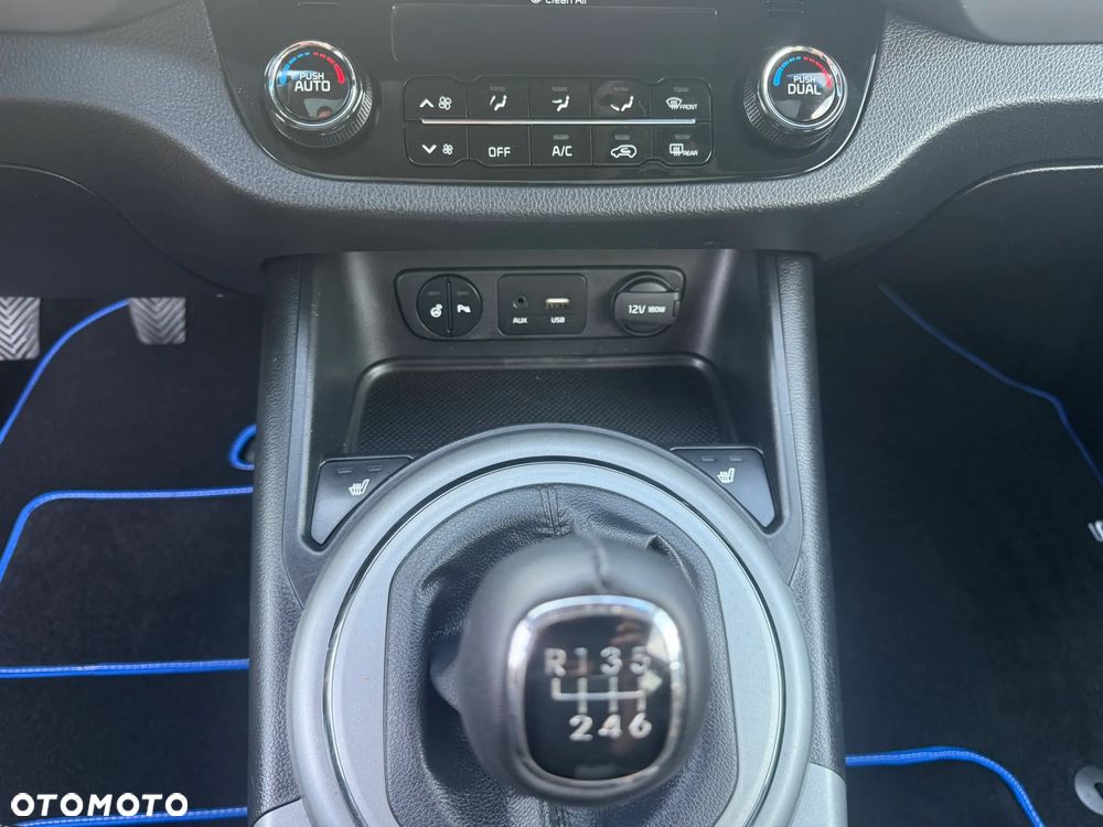 Kia Sportage 1.7 CRDI Business Line L 2WD - 33