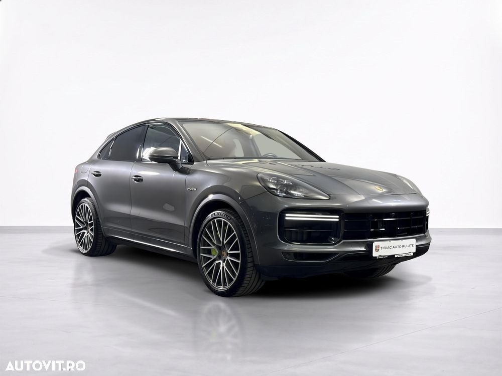 Porsche Cayenne Coupe - 8
