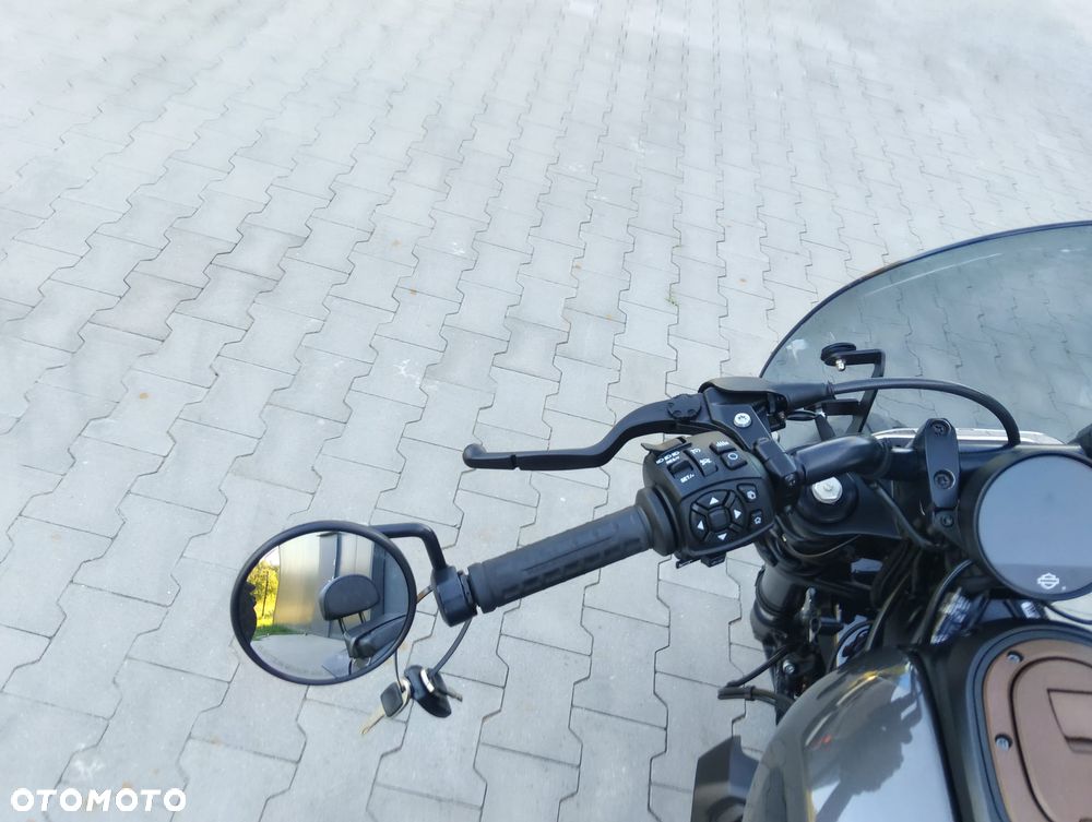 Harley-Davidson Sportster - 12