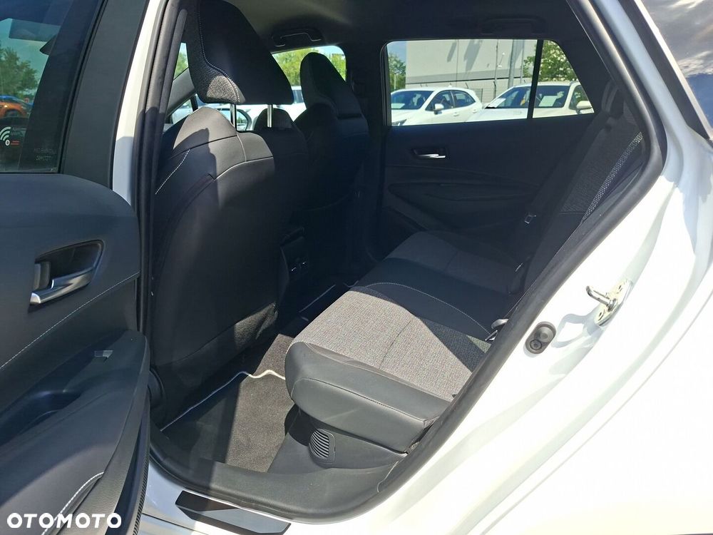 Toyota Corolla 1.8 Hybrid Style - 12