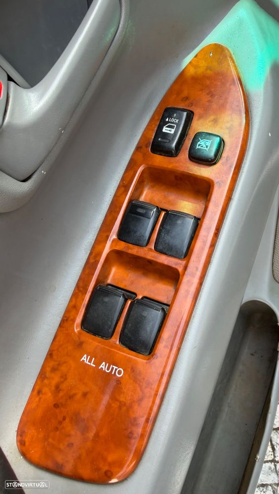 Toyota Land Cruiser 100 Auto Executive - 6