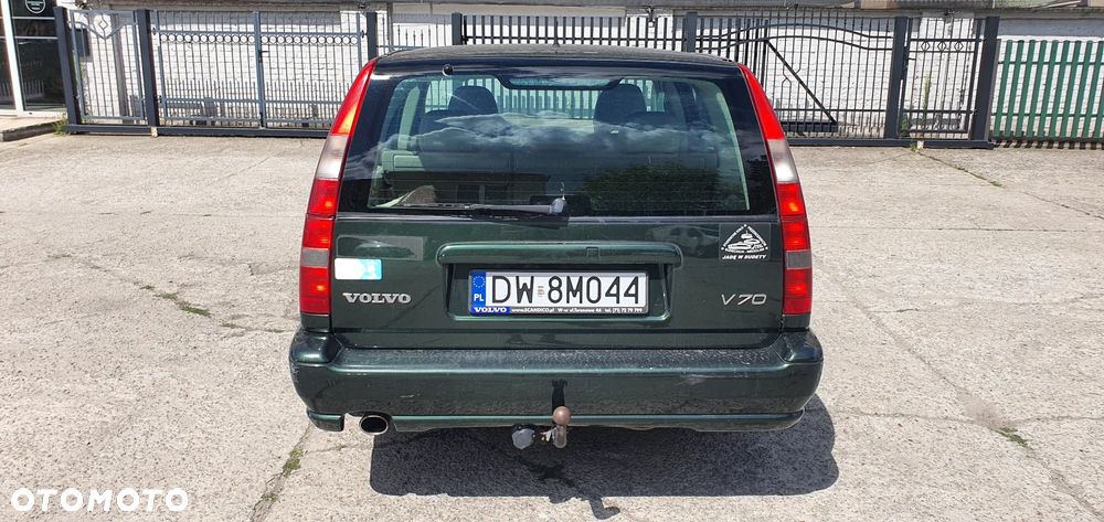 Volvo V70 2.4 - 11