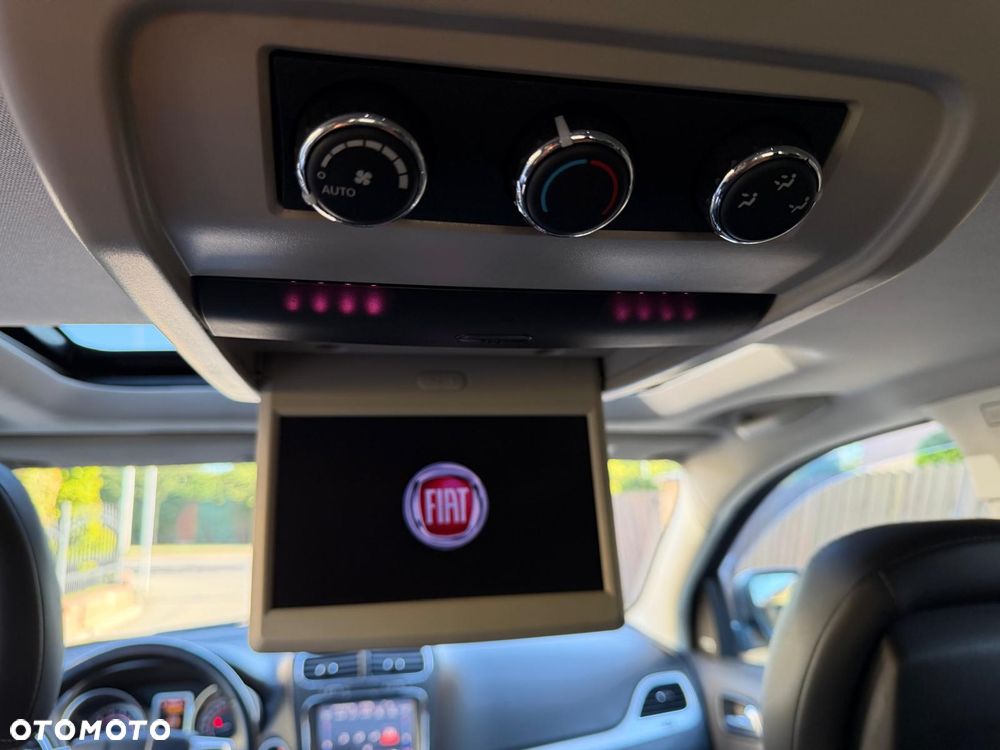 Fiat Freemont 2.4 16V VVT Automatik Lounge - 19