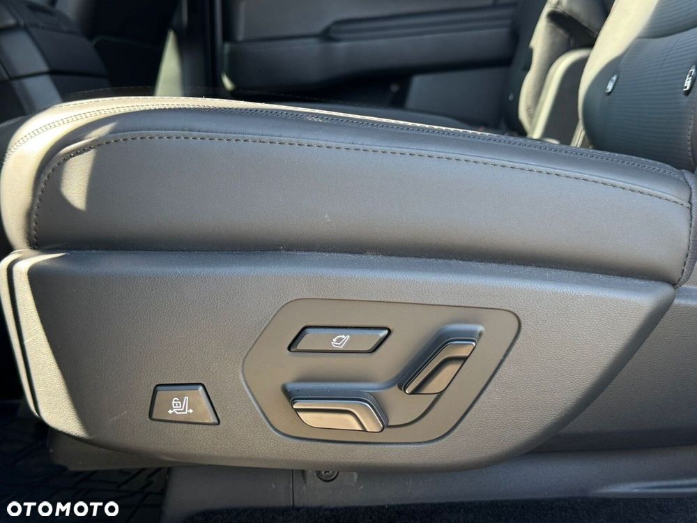 Hyundai Santa Fe 1.6 T-GDI HEV Calligraphy 4WD 6os - 29