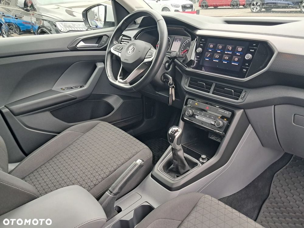 Volkswagen T-Cross - 25