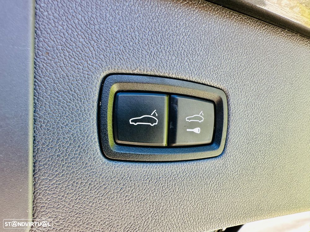 Porsche Cayenne - 22