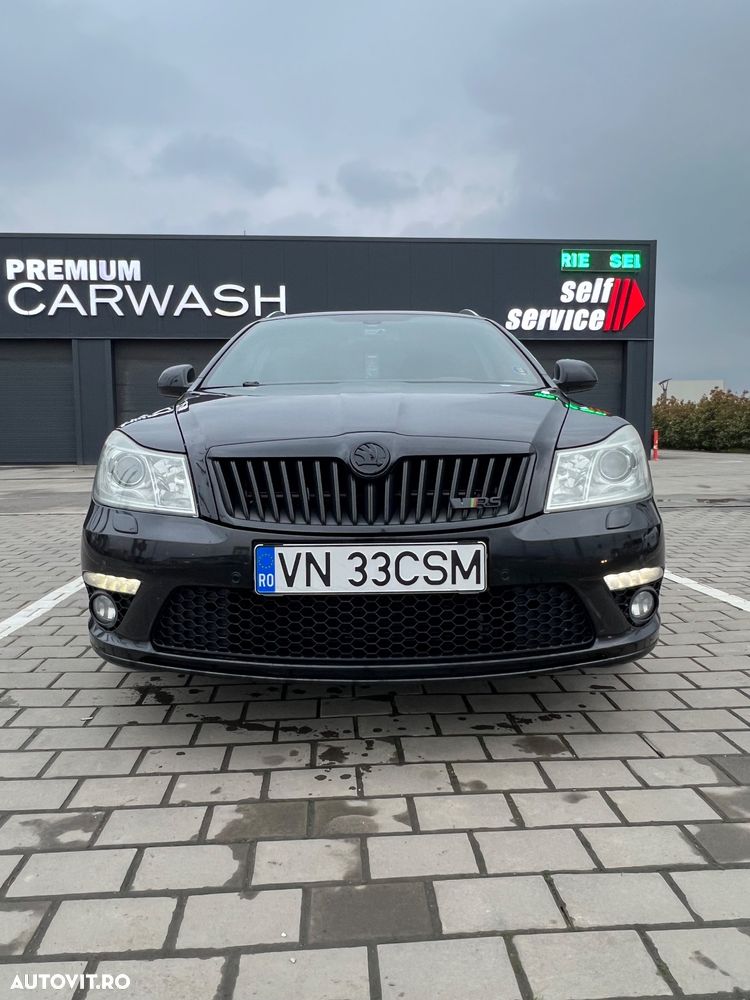 Skoda Octavia 2.0 TDI DPF DSG RS - 2