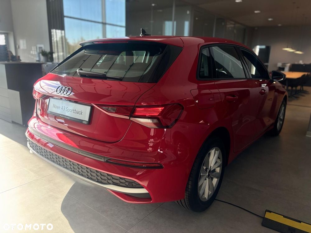 Audi A3 Sportback - 4