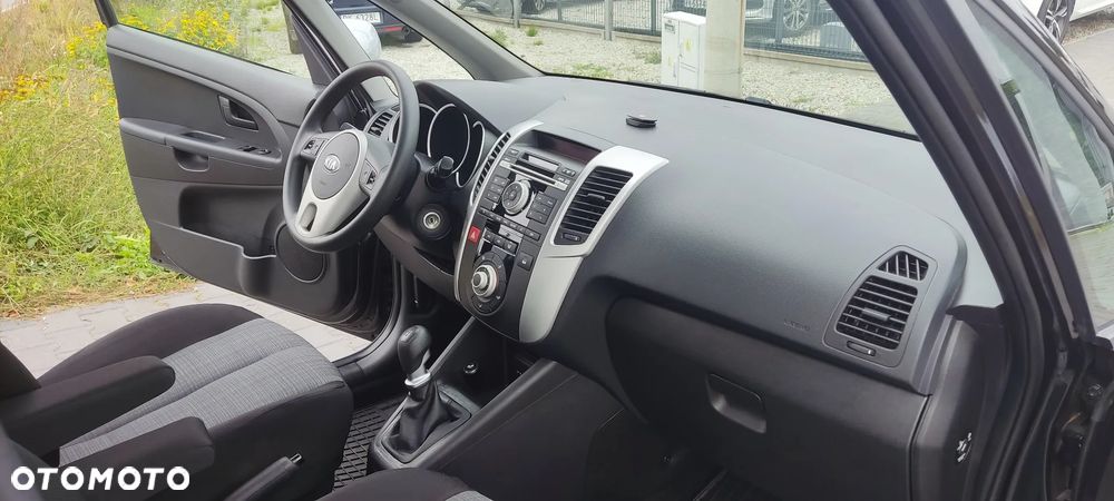 Kia Venga 1.4 CVVT Attract - 11