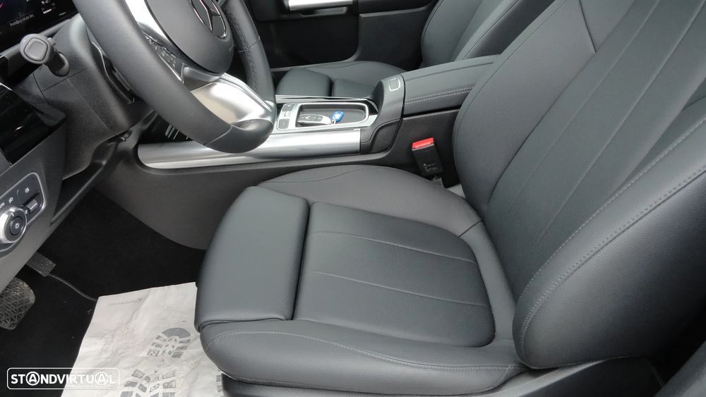 Mercedes-Benz GLA 250 - 18