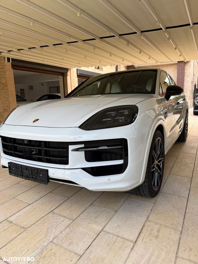 Porsche Cayenne Coupe - 2