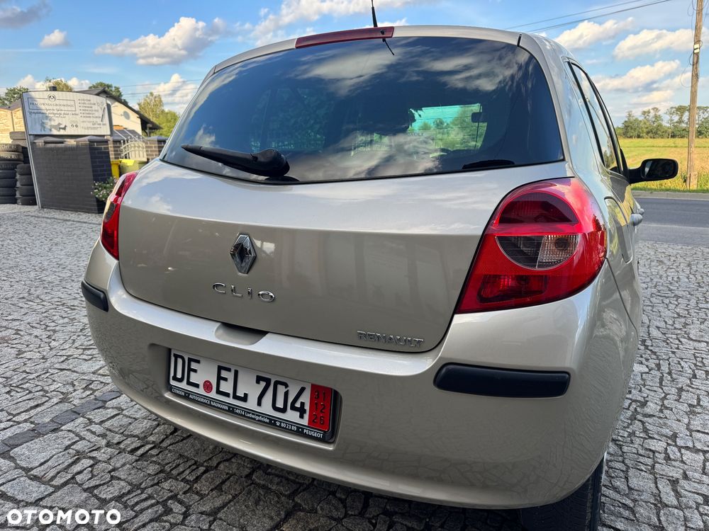 Renault Clio 1.6 16V Exception - 39