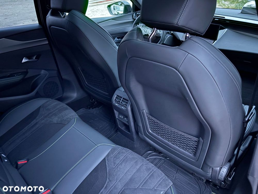 Peugeot 308 BlueHDi 130 EAT8 GT - 14