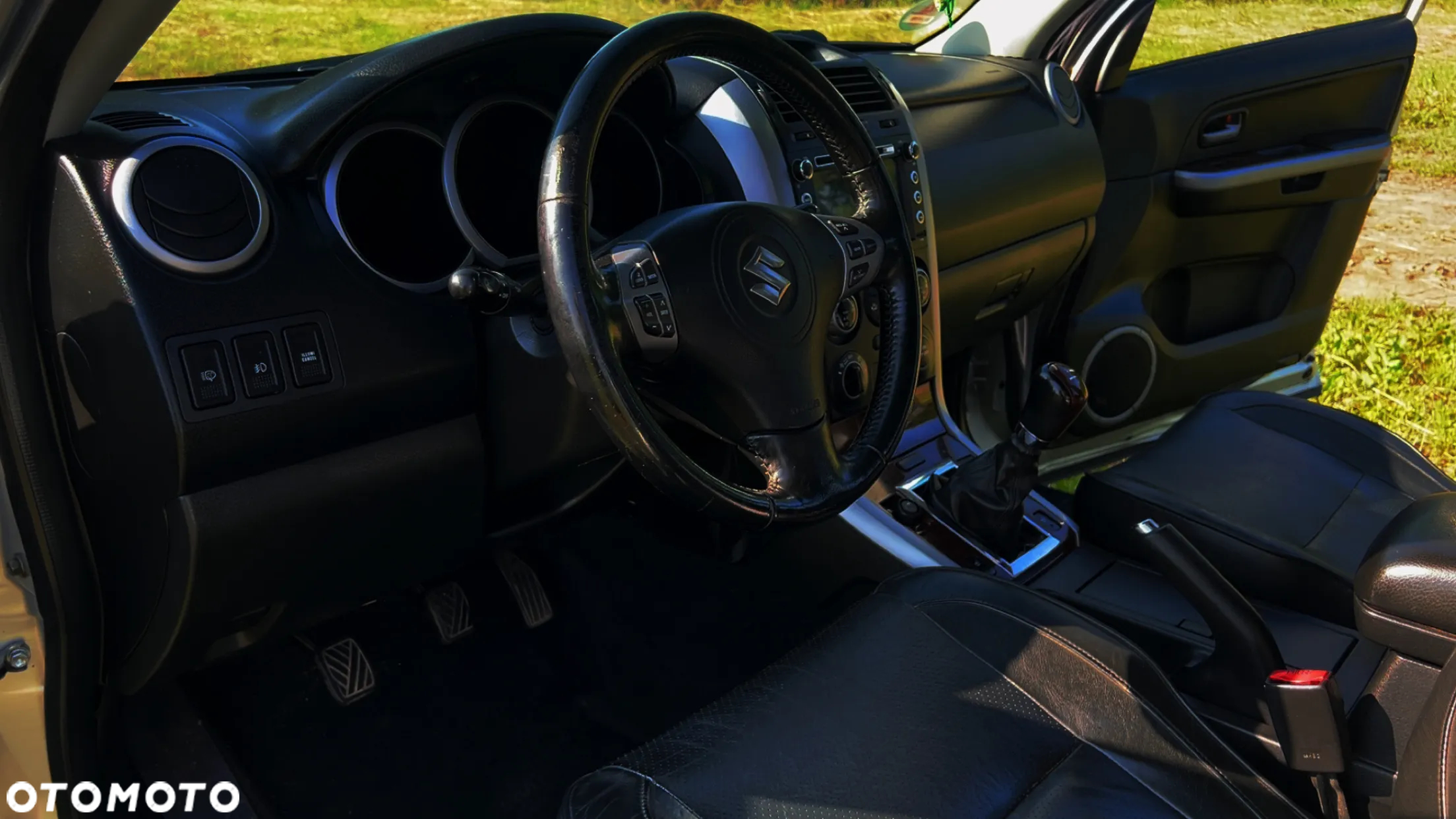 Suzuki Grand Vitara 1.9 DDiS - 10