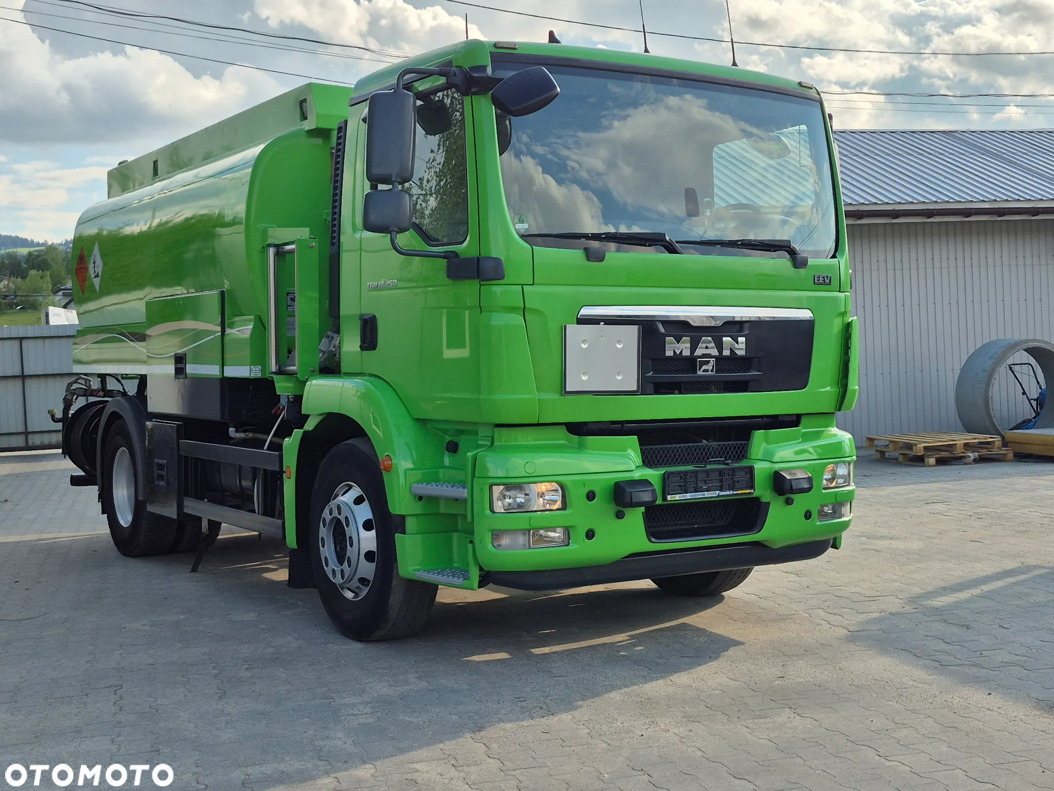 MAN AUTOCYSTERNA MAN TGM18250 - 4