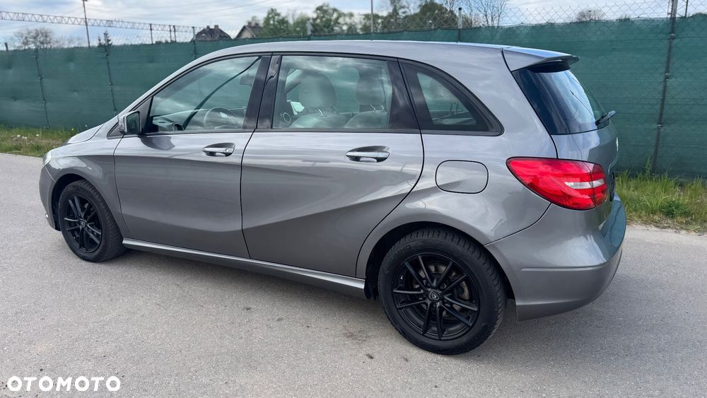 Mercedes-Benz Klasa B 180 (CDI) d 7G-DCT Style - 34
