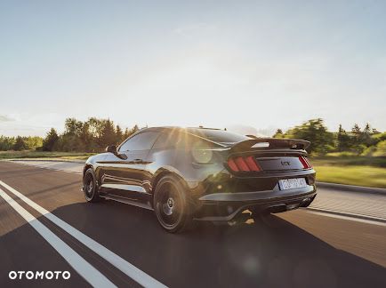 Ford Mustang 5.0 V8 GT - 24