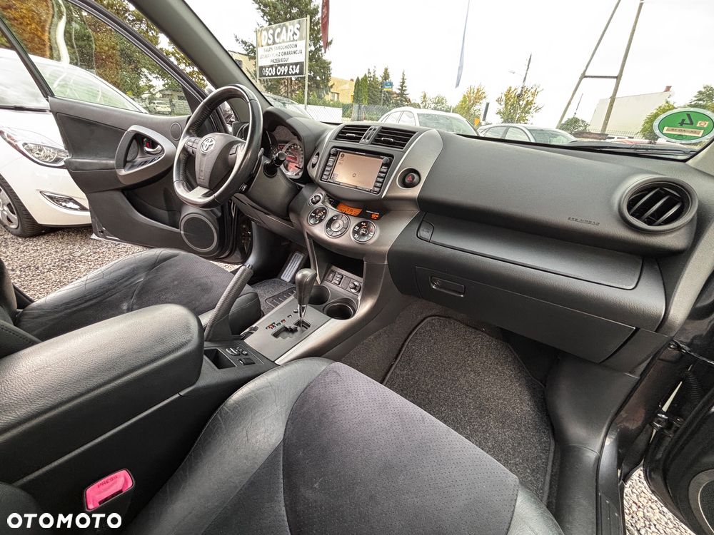 Toyota RAV4 2.0 VVT-i Prestige NAVI MS - 13