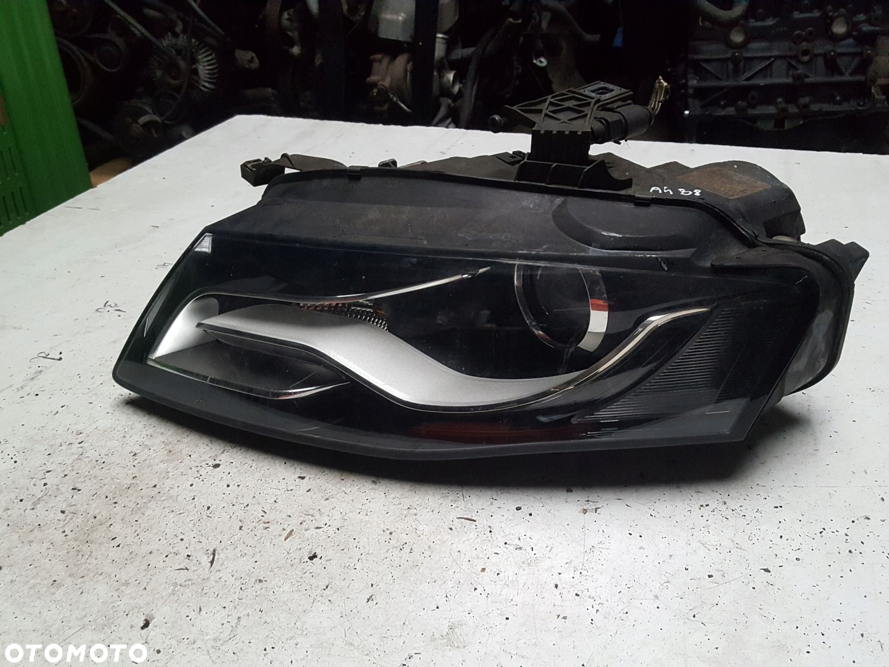AUDI A4 B8 08r- LAMPA LEWA PRZÓD XENON LED ANGLIK - 2