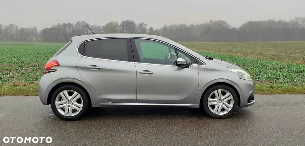 Peugeot 208 1.5 BlueHDi Allure S&S - 4