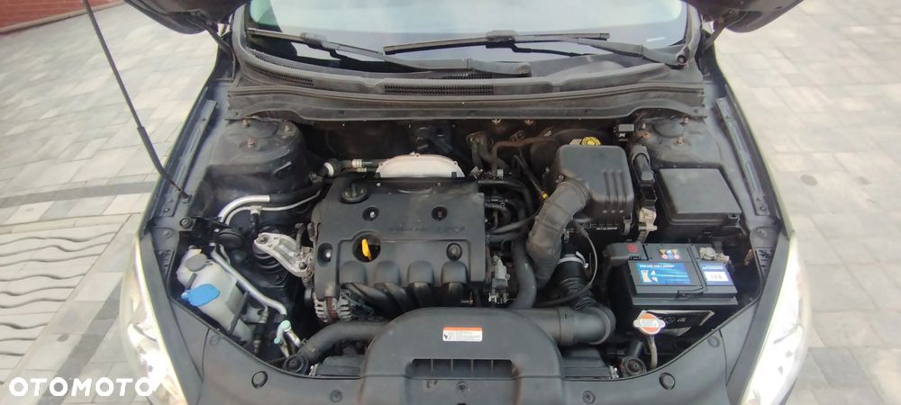 Kia Ceed 1.4 CVVT Attract - 8
