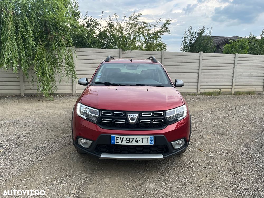 Dacia Sandero TCe 90 Celebration - 1