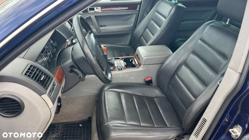 Volkswagen Touareg 2.5 R5 TDI - 27