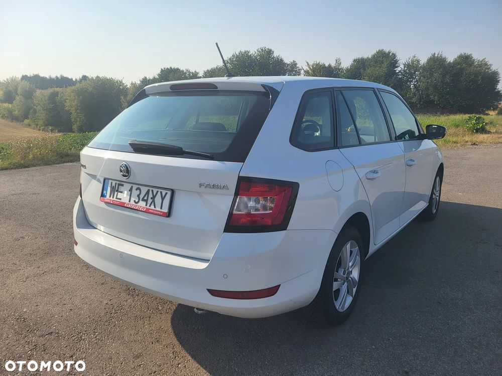 Skoda Fabia 1.0 TSI Ambition - 4