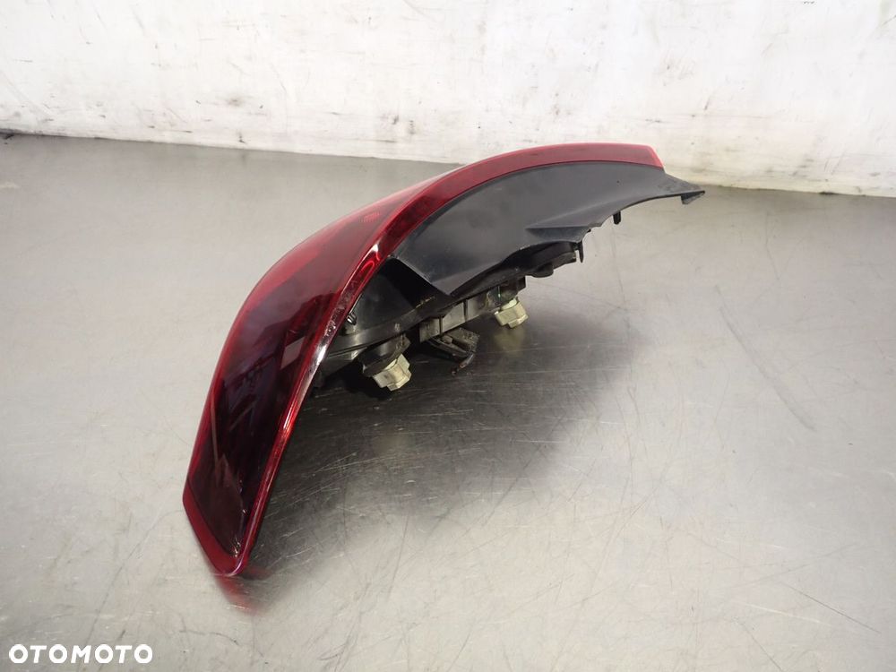 LAMPA PRAWA TYLNA DYMIONA OPEL CORSA D 89316522 - 4