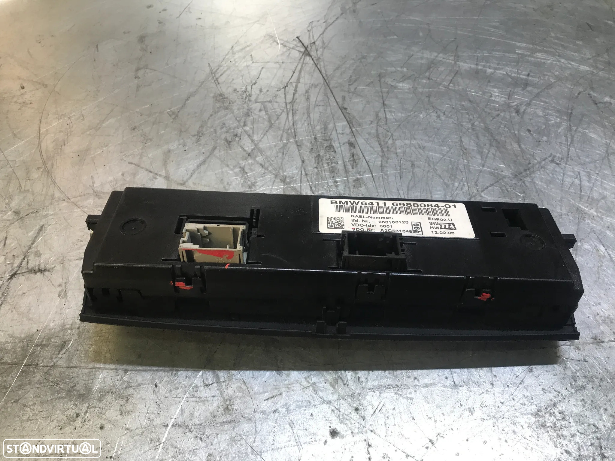 REGULADOR / COMANDO SOFAGEM E AC BMW 120D 320D E87 E82 E90 6411-6988064-01 - 2