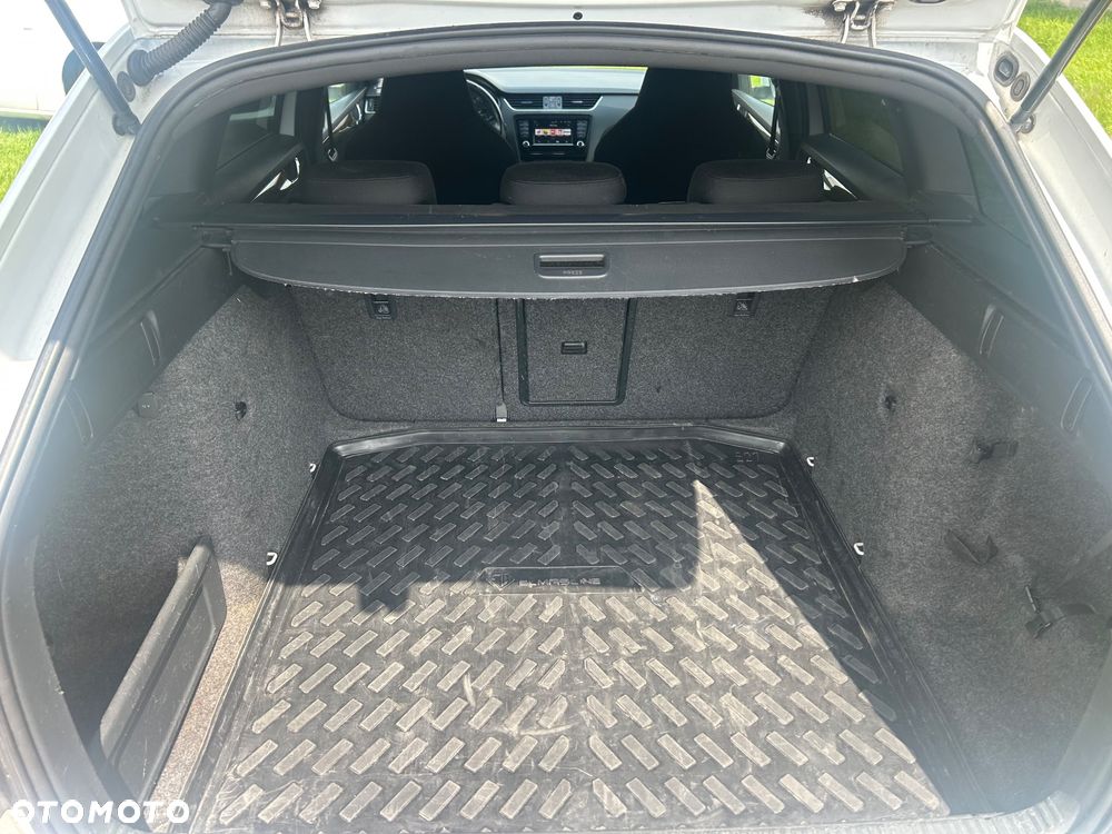 Skoda Octavia 2.0 TDI Ambition DSG EU6 - 12