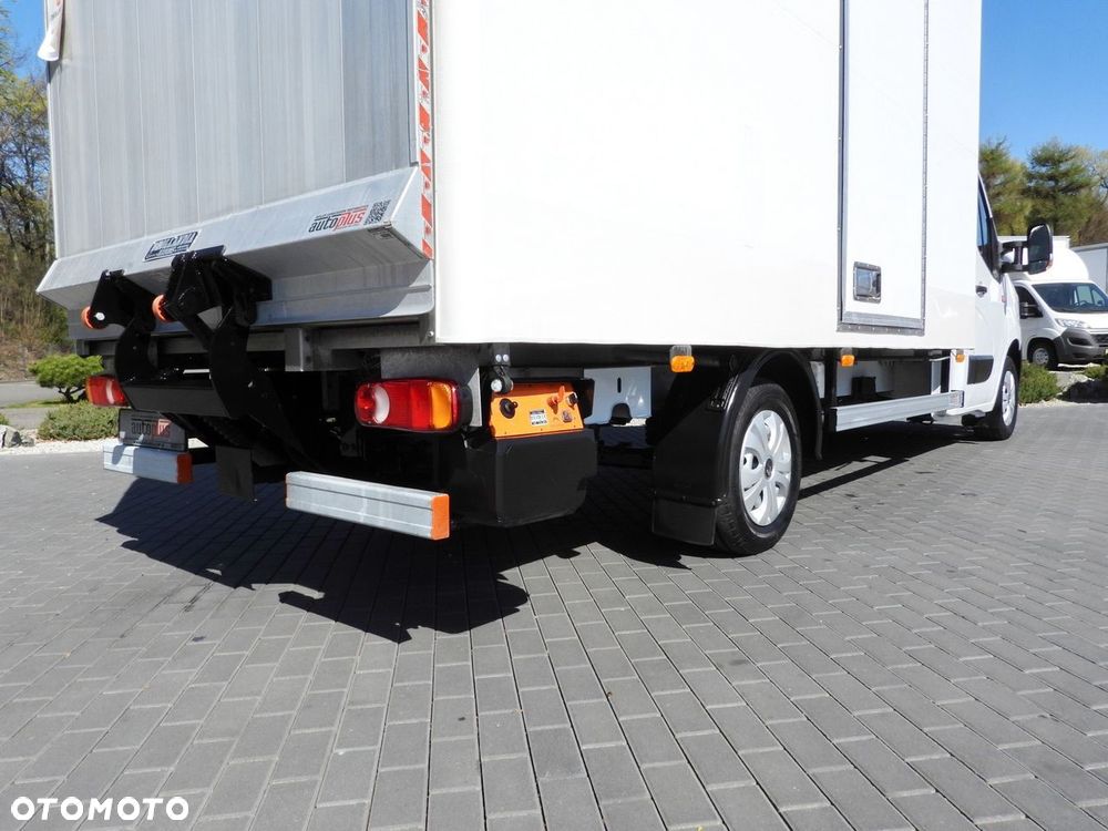 Renault MASTER KONTENER WINDA 8 PALET TEMPOMAT LEDY KLIMATYZACJA  145KM - 19