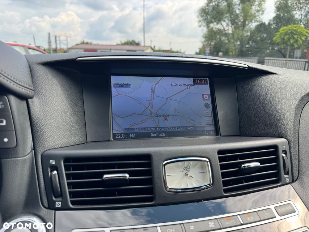 Infiniti Q70 2.2d Premium Executive - 18
